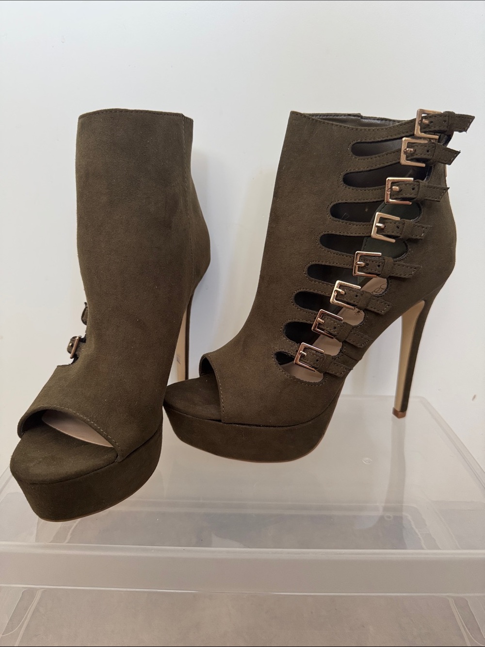 Shoe Dazzle Olive Green Suede Cutout Peep-Toe Platform Heels with Buckles